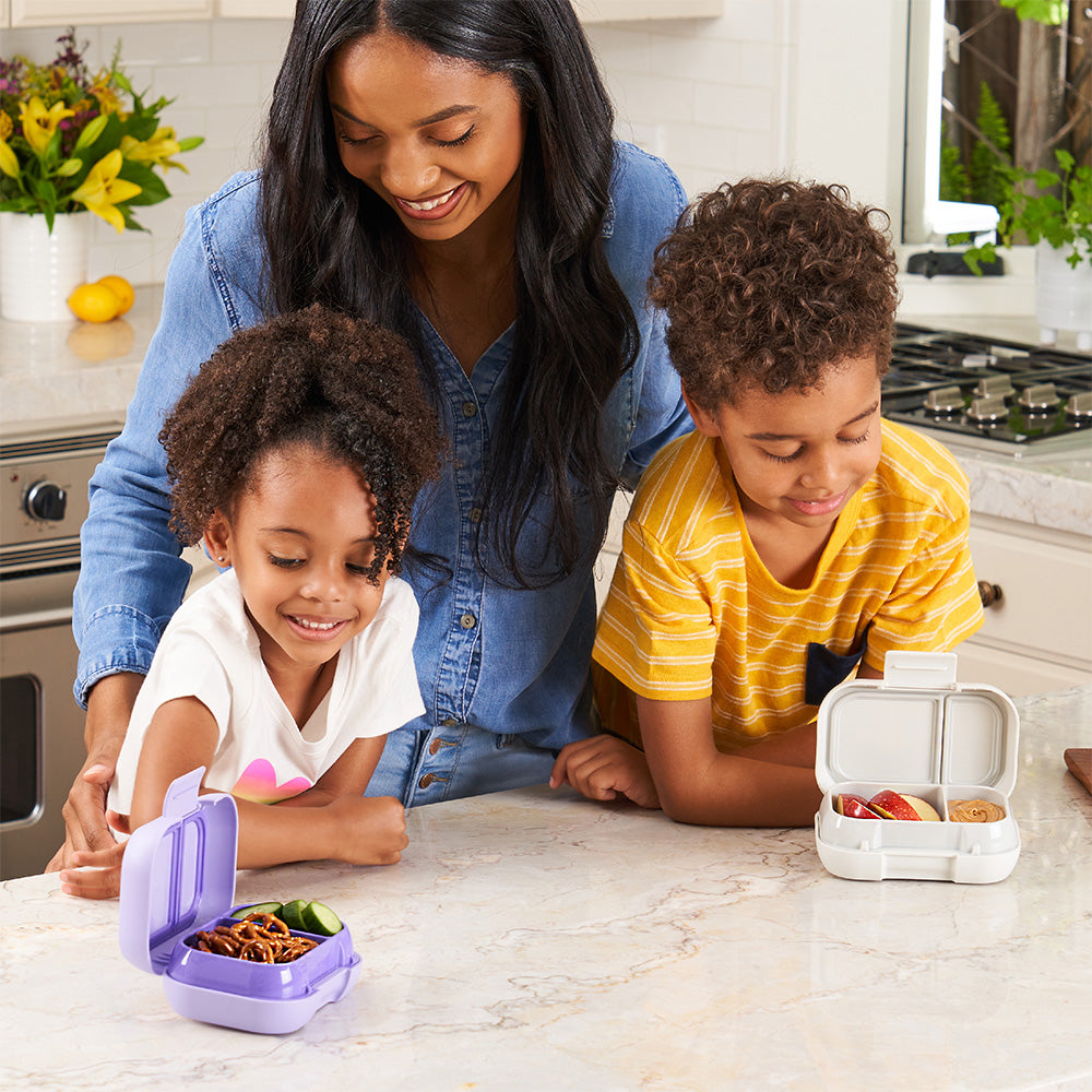 Snack attack 🍓😆 We love planning out our snacks for the week with our new  Bentgo Kids Snack Container. Which day hosted your favorite snack❓Tell us  in, By Bentgo